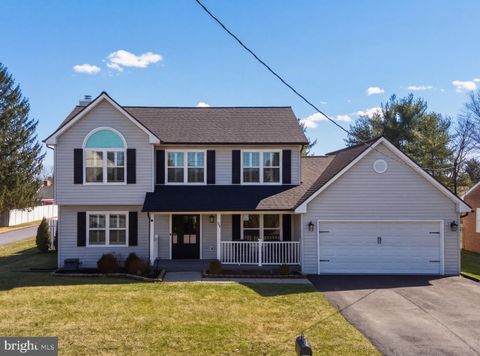 199 PRIMROSE DRIVE MARTINSBURG WV 25404