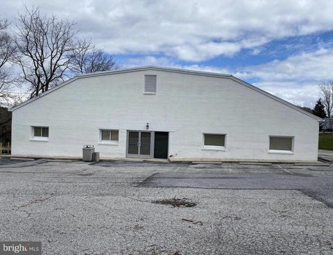Photo of 9335 S Susquehanna Trail S, SEVEN VALLEYS, PA 17360 (MLS # PAYK2075120)