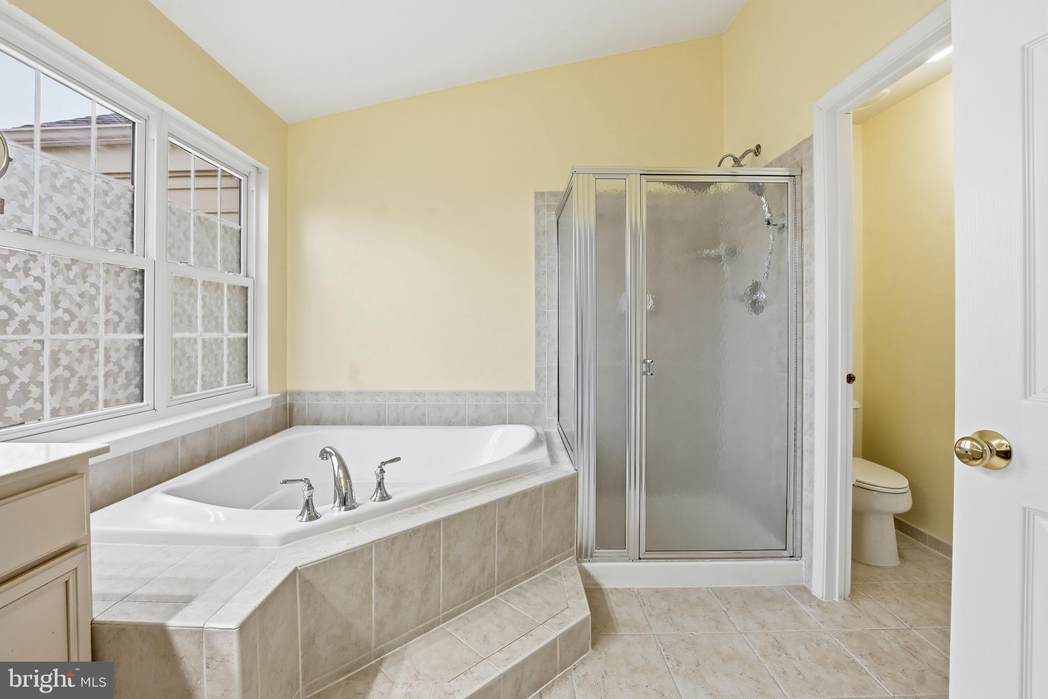 SOUTH RIDING - Residential