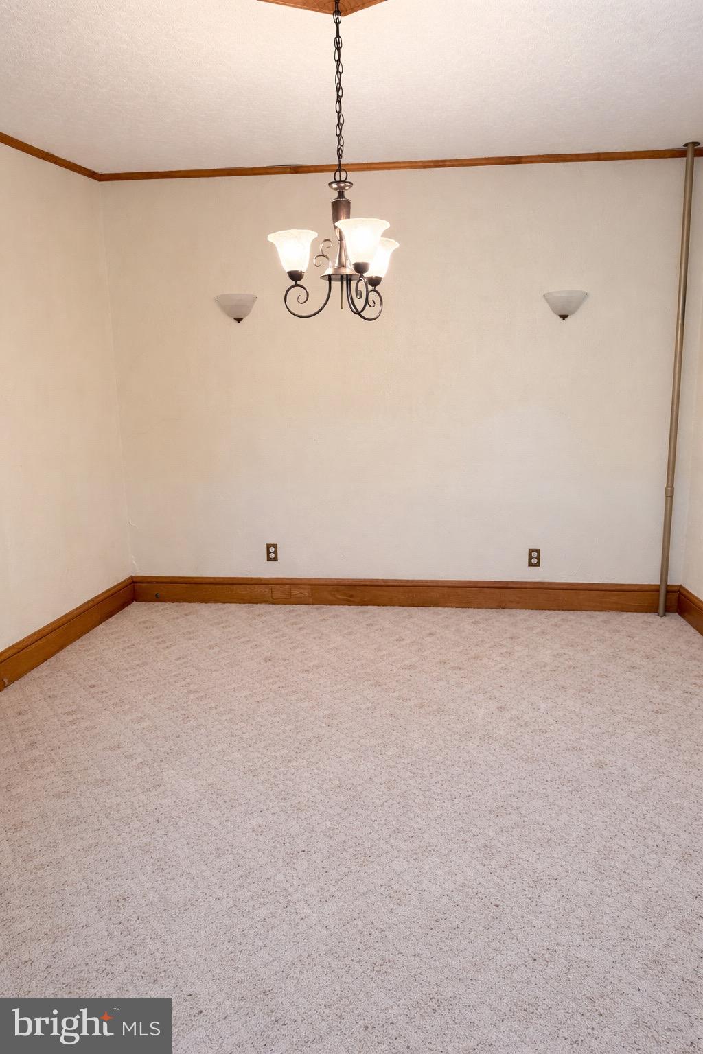 WEST SIDE - Residential