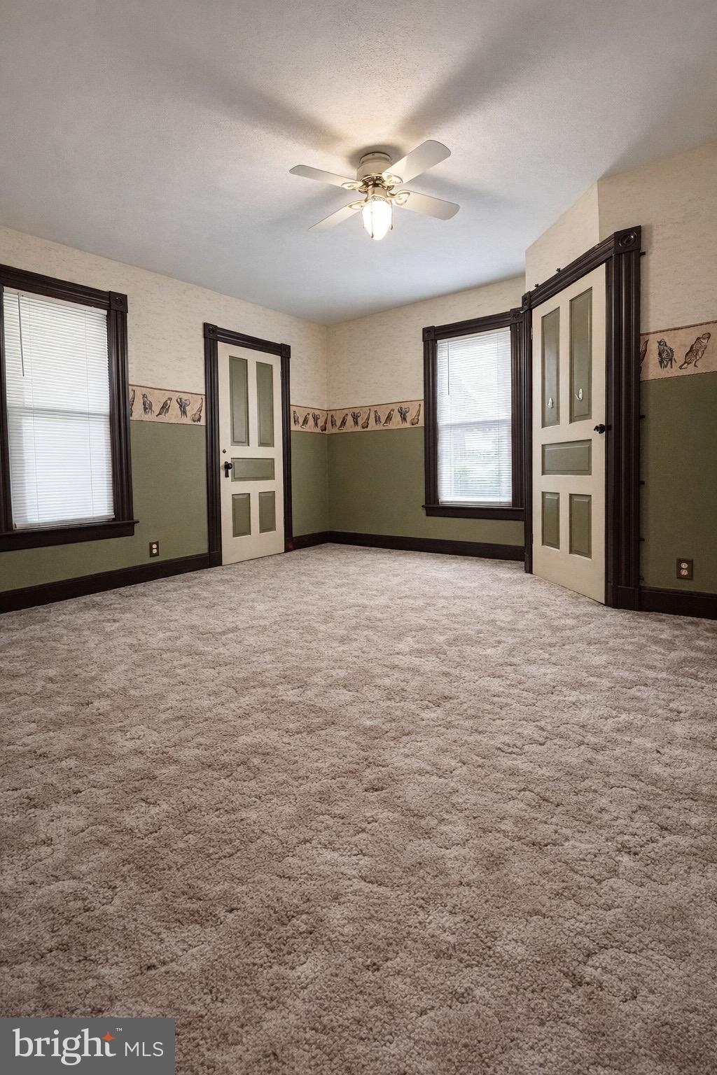 WEST SIDE - Residential