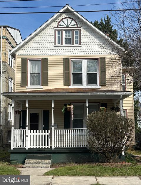 Photo of 17 N Chase Street, CUMBERLAND, MD 21502 (MLS # MDAL2014264)
