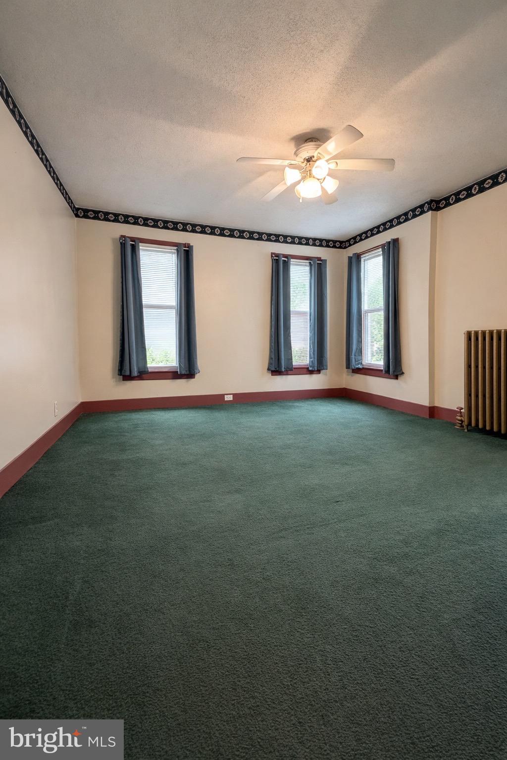 WEST SIDE - Residential