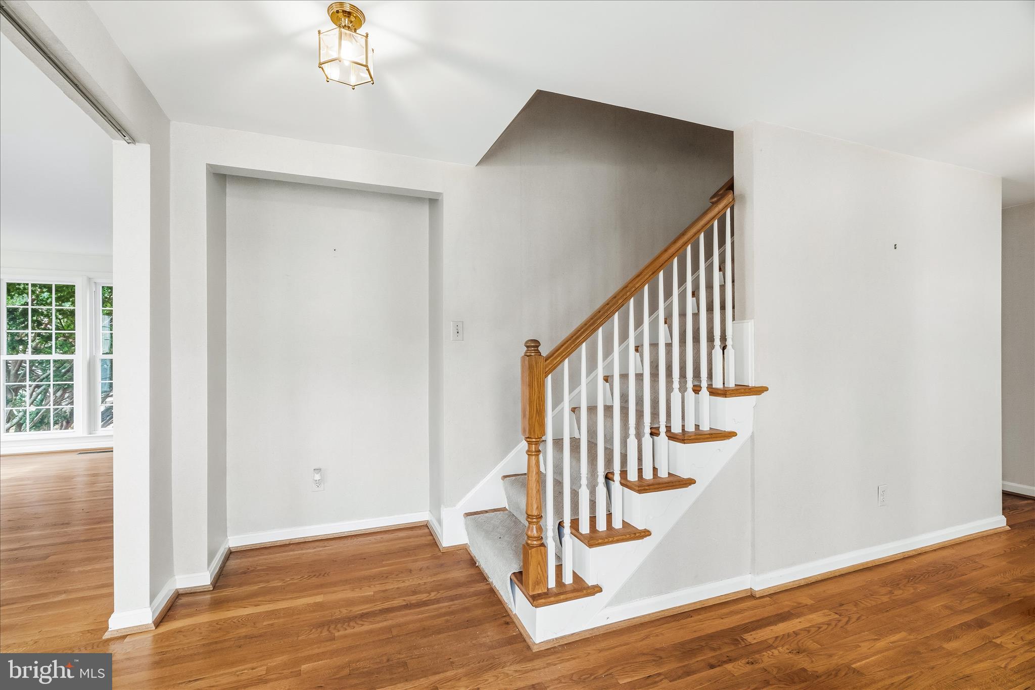 19312 MEADERIDGE PLACE