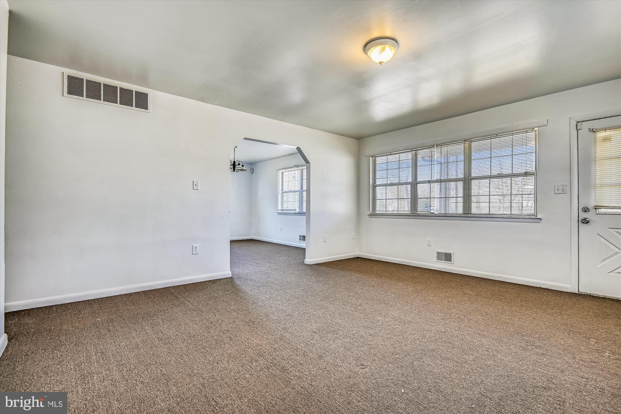 CATONSVILLE MANOR - Residential