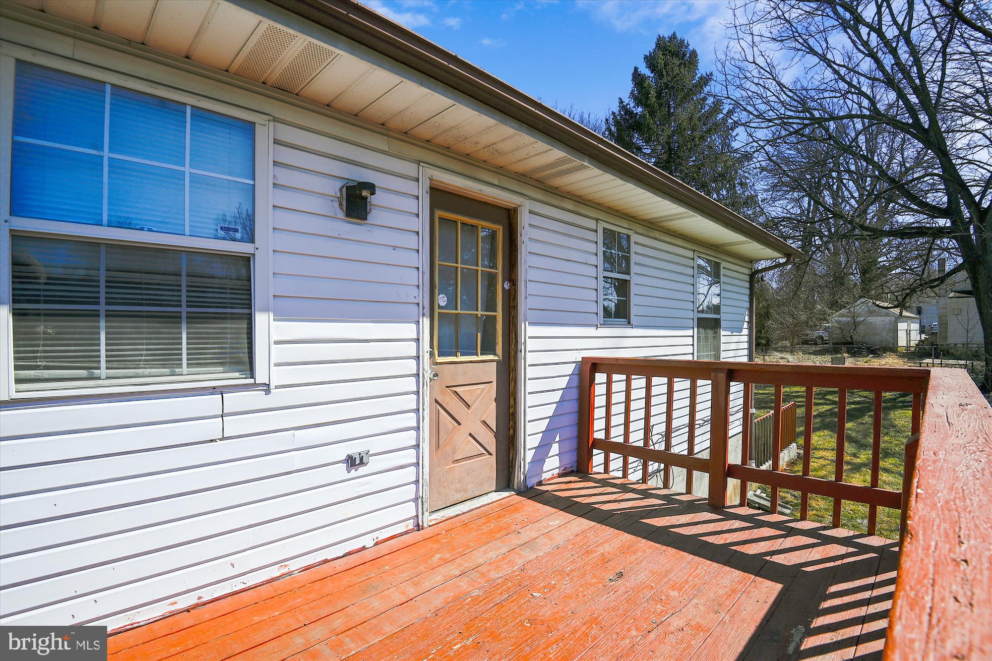 CATONSVILLE MANOR - Residential