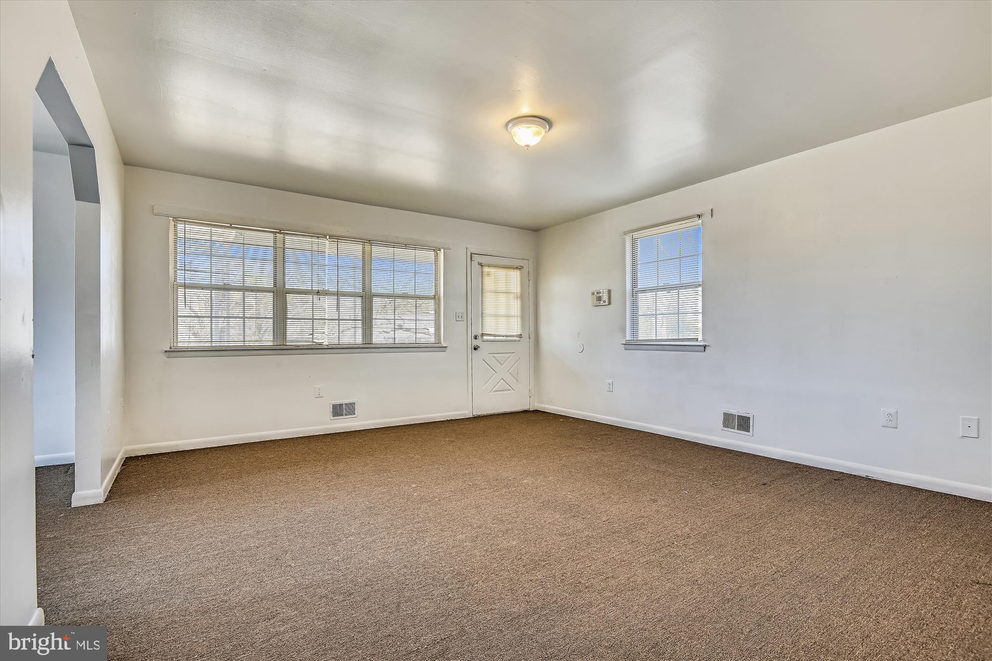 CATONSVILLE MANOR - Residential