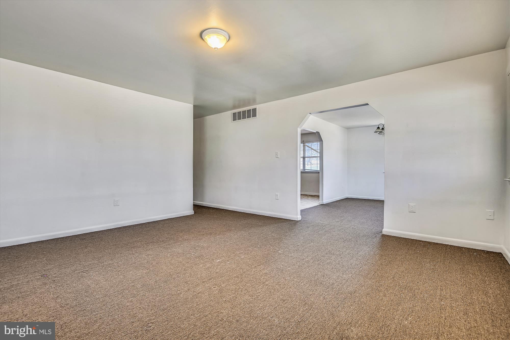 CATONSVILLE MANOR - Residential