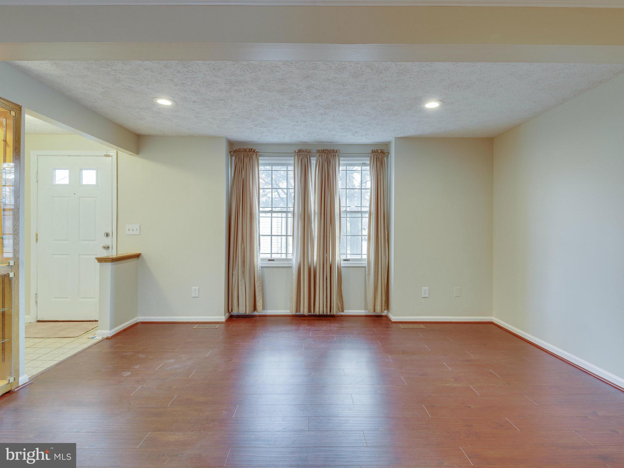 POTOMAC FAIRWAYS - Farm