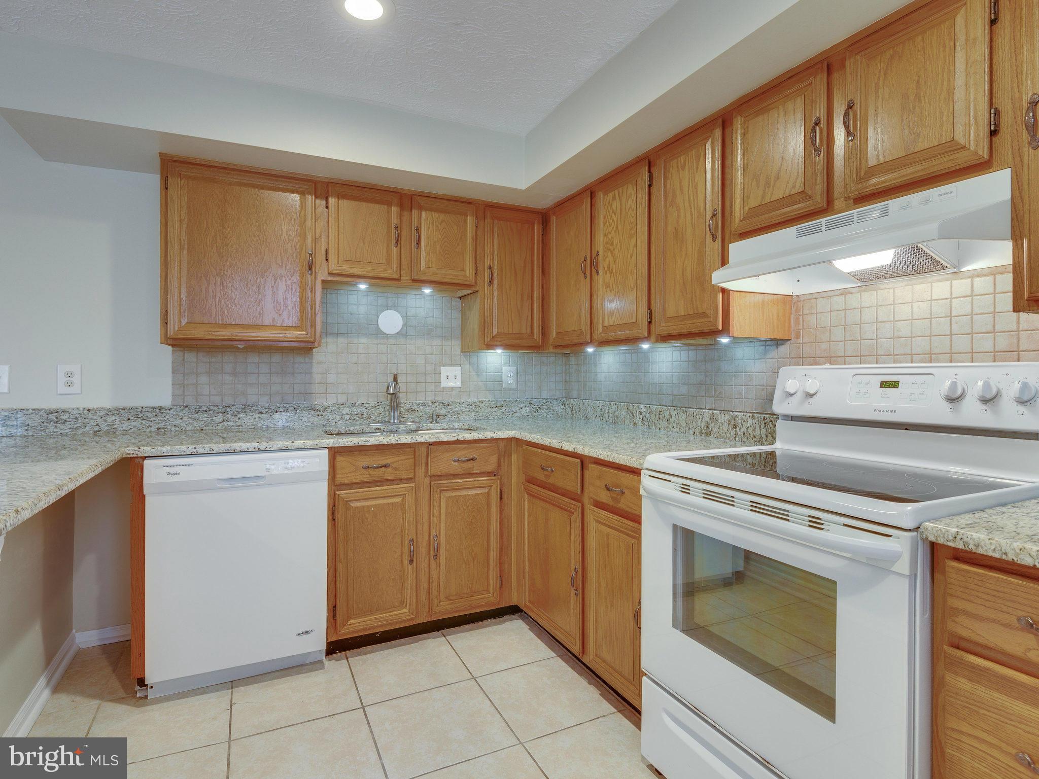 POTOMAC FAIRWAYS - Farm