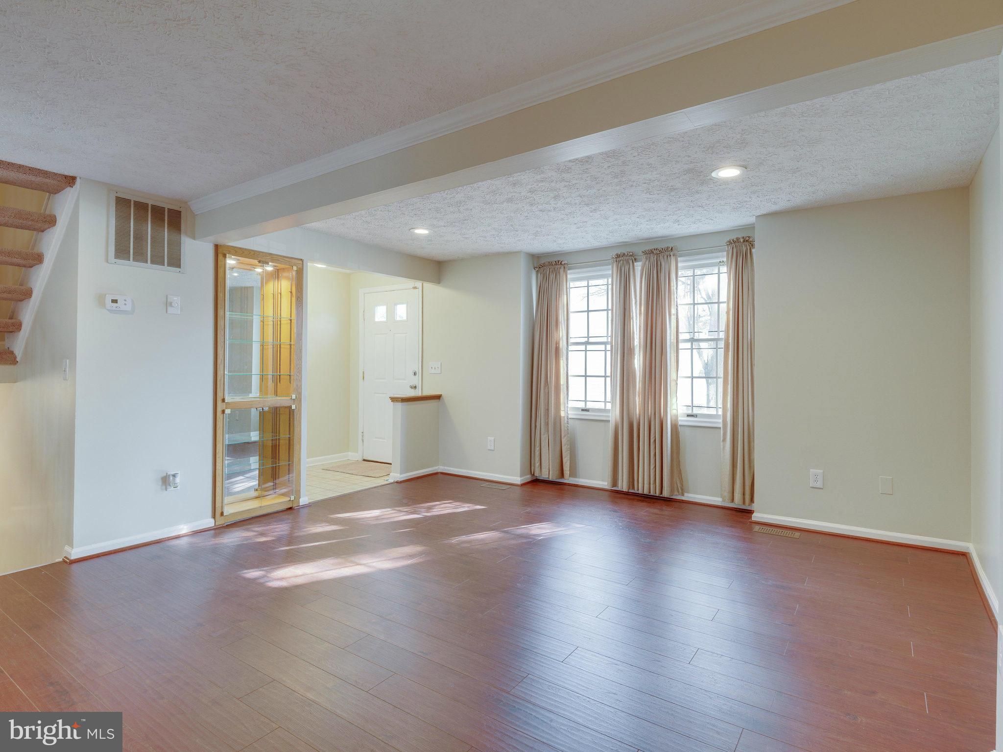 POTOMAC FAIRWAYS - Farm