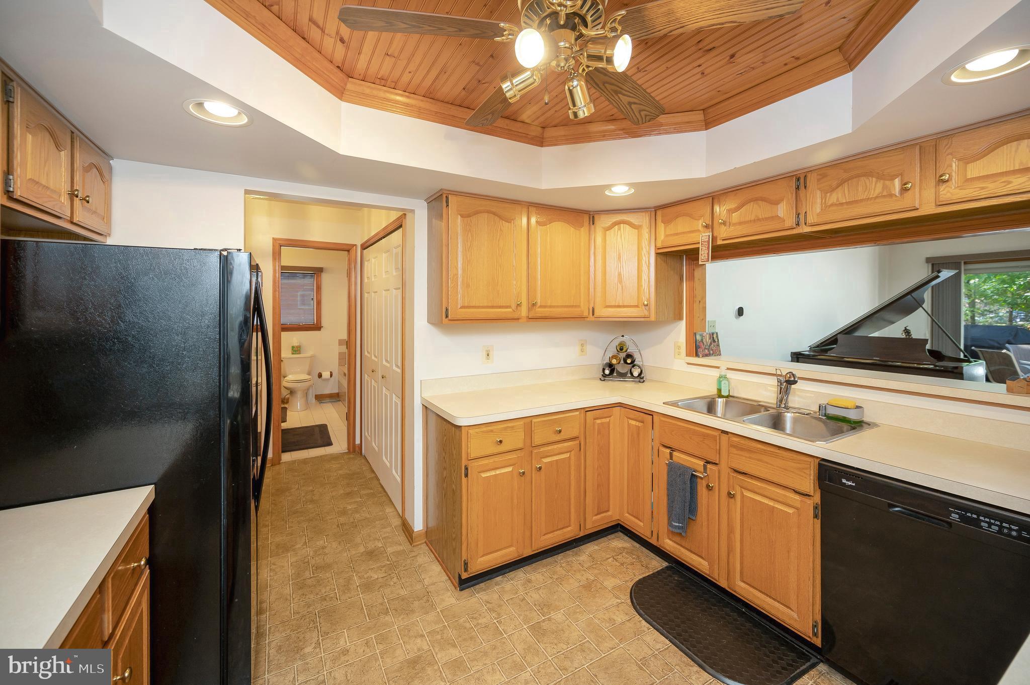 LAKE OF THE WOODS - Residential