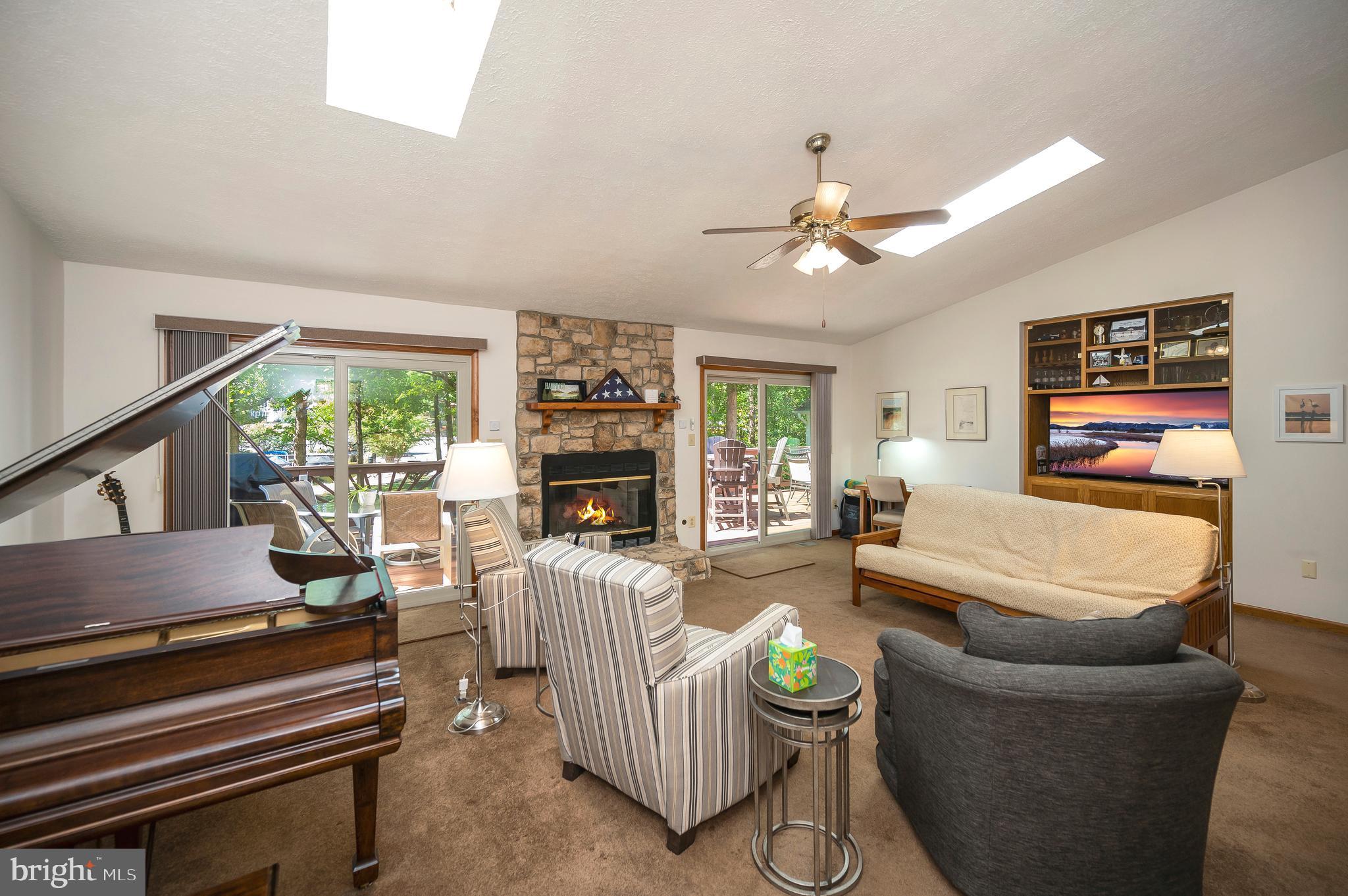 LAKE OF THE WOODS - Residential