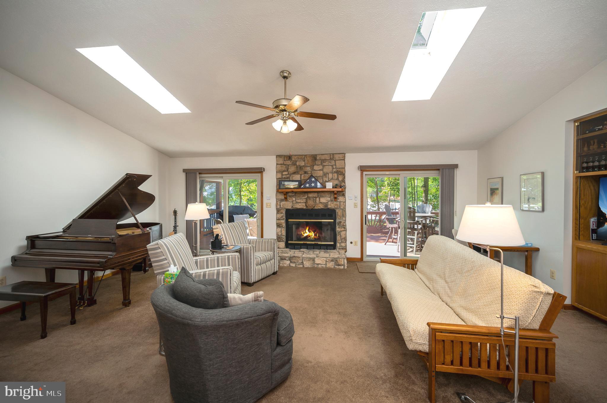 LAKE OF THE WOODS - Residential