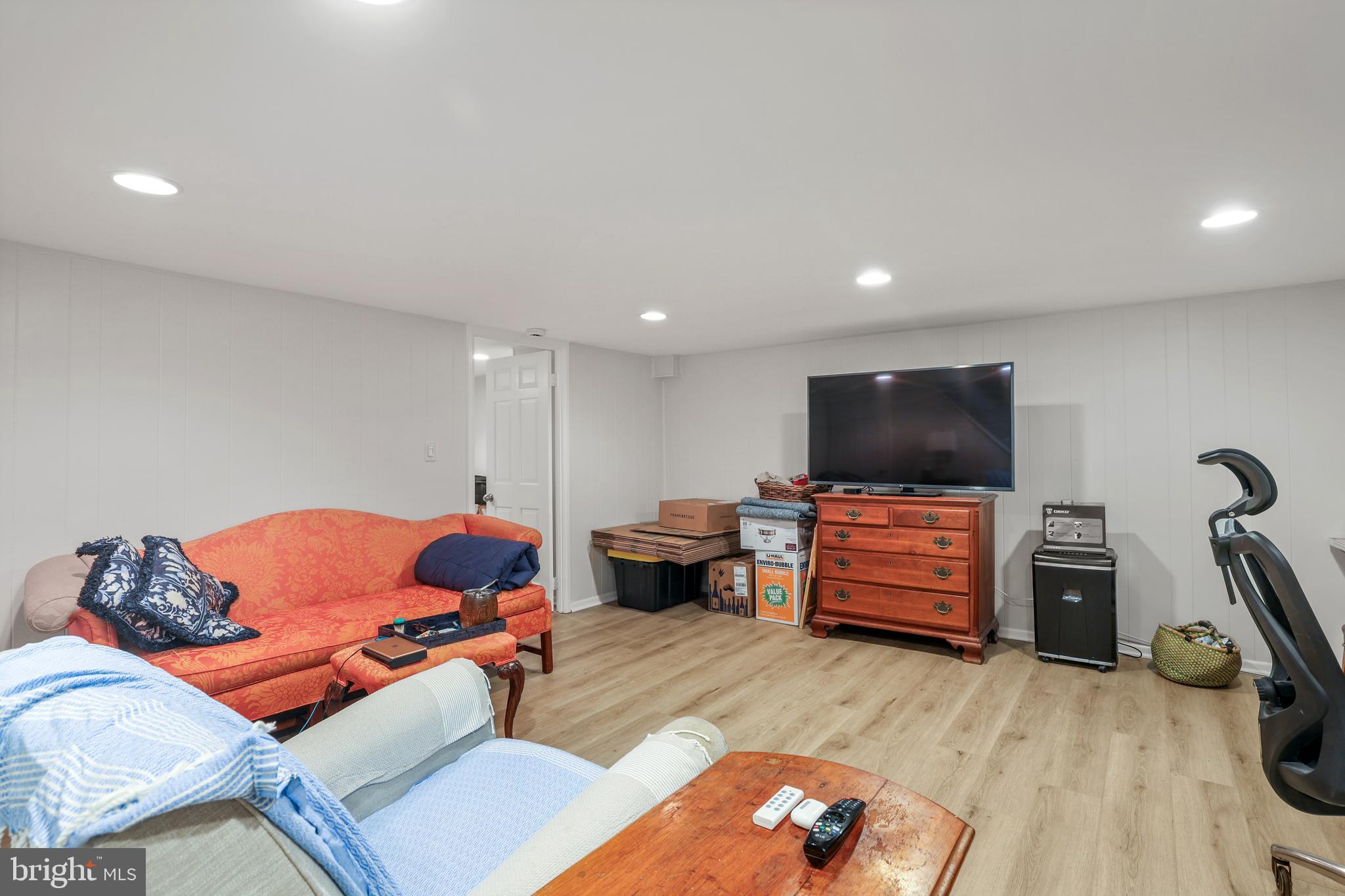 FAIRLINGTON ARBORS - Residential