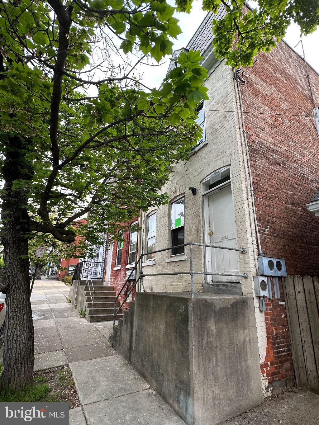 Photo of 327 N MULBERRY ST, LANCASTER, PA 17603 (MLS # PALA2033206)