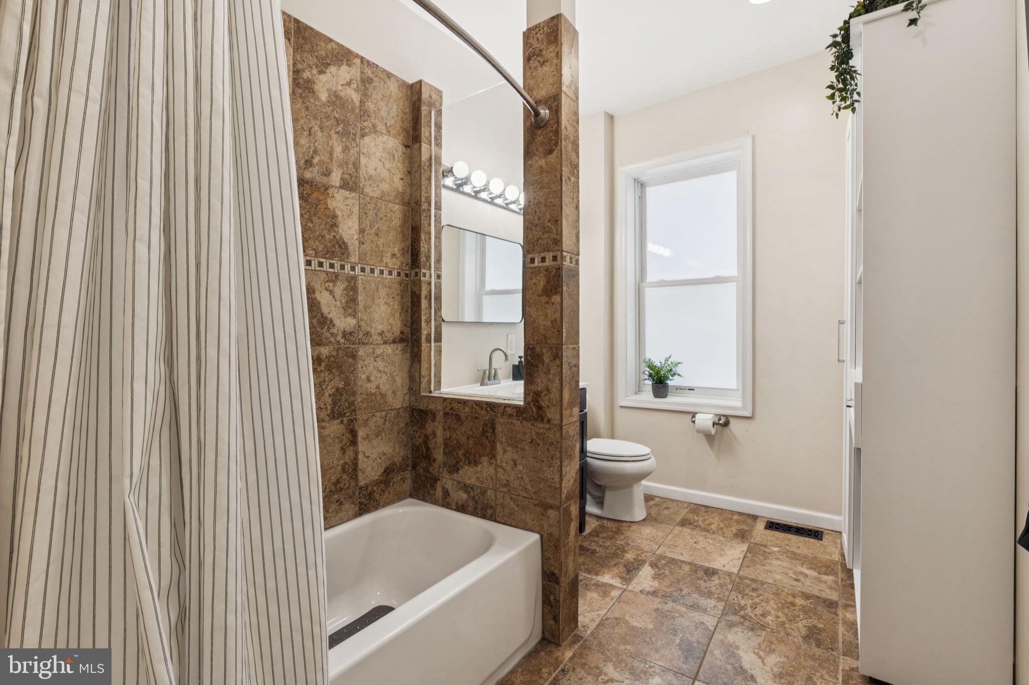 MT AIRY (WEST) - Residential