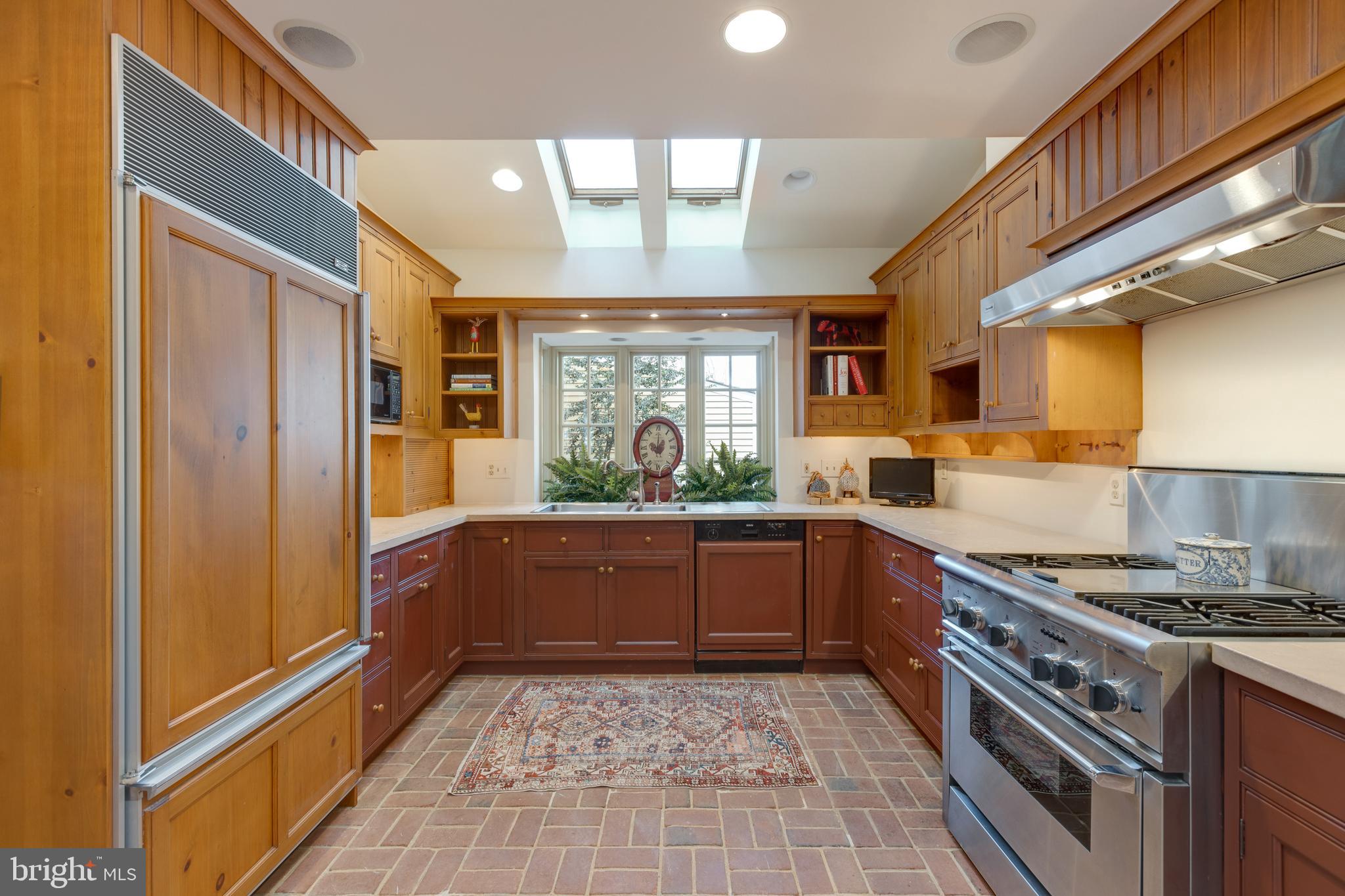 ASHLEY - Residential