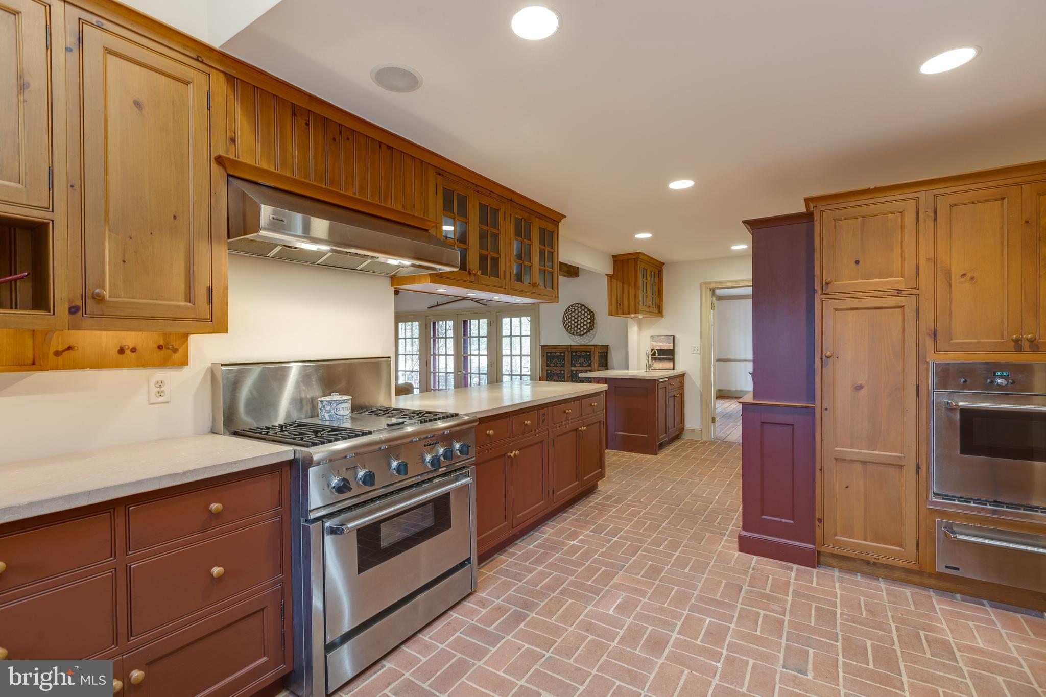 ASHLEY - Residential