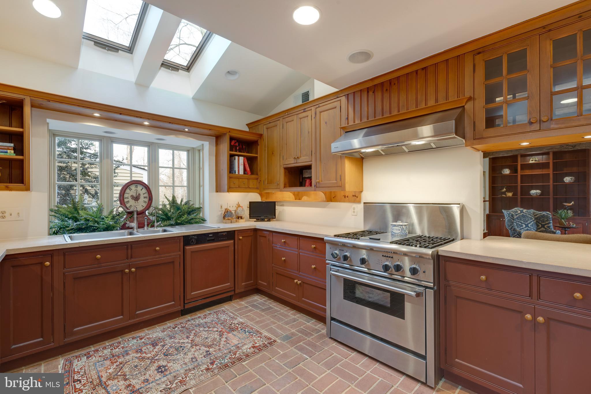 ASHLEY - Residential