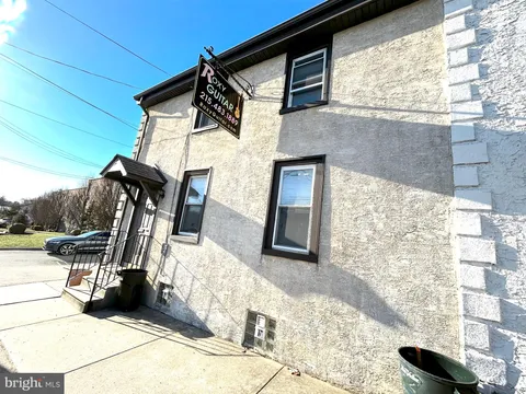 7026 Ridge Avenue, Philadelphia, PA MLS: PAPH2461984