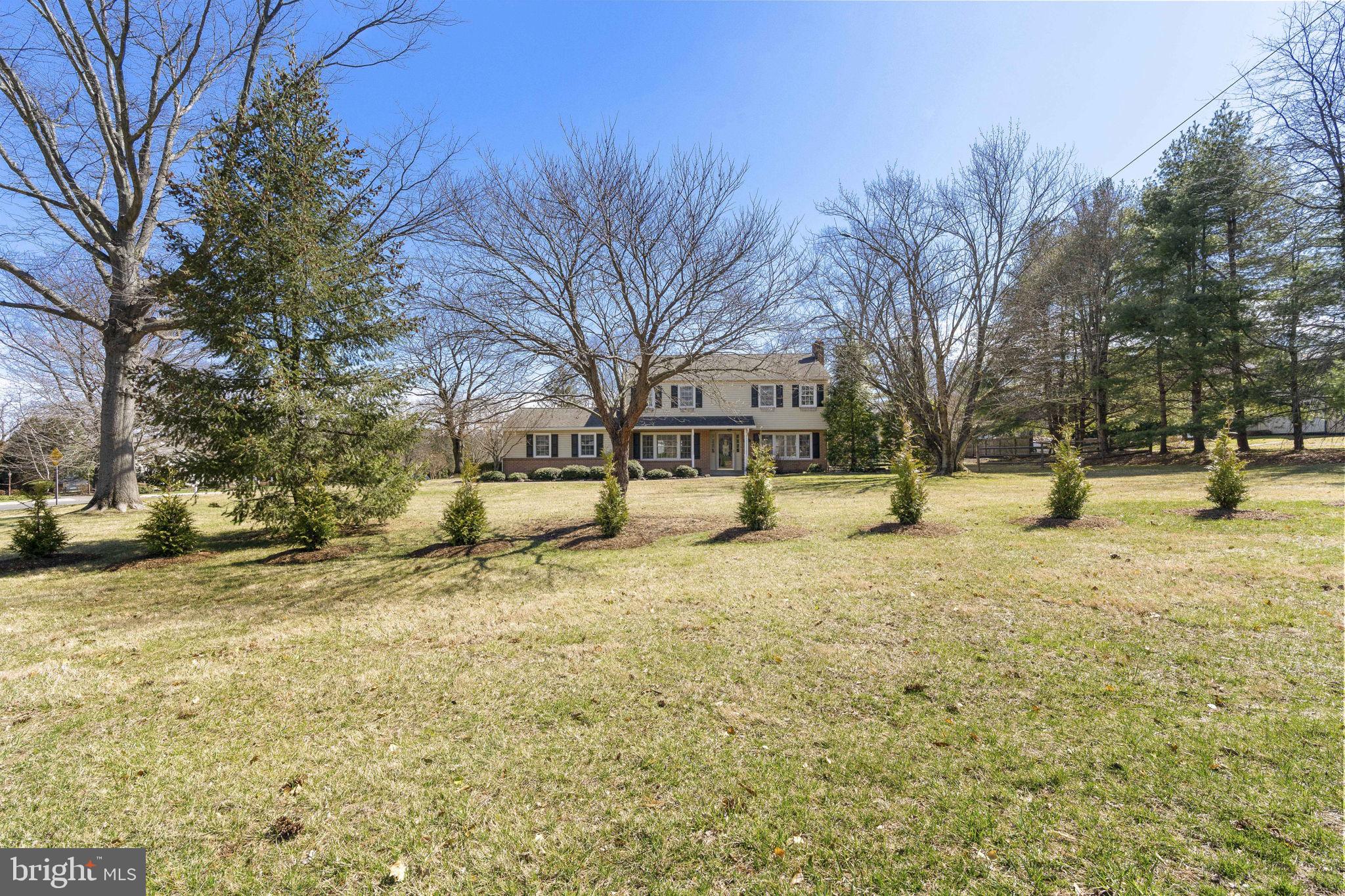 CREEKSIDE AT BLUE BELL - Residential