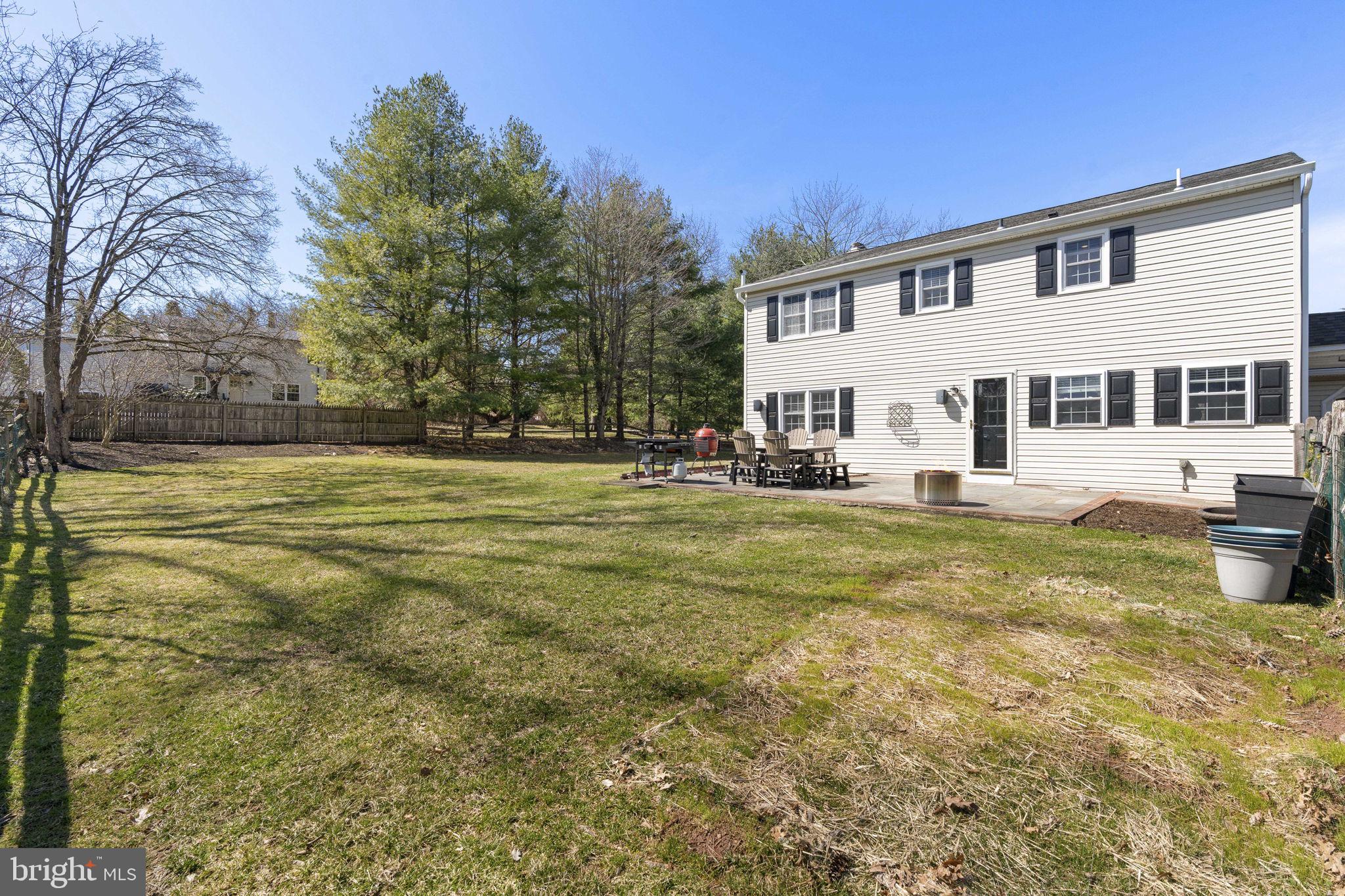 CREEKSIDE AT BLUE BELL - Residential