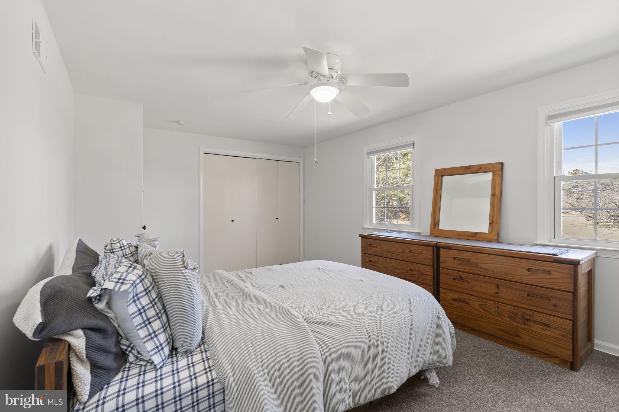 CREEKSIDE AT BLUE BELL - Residential