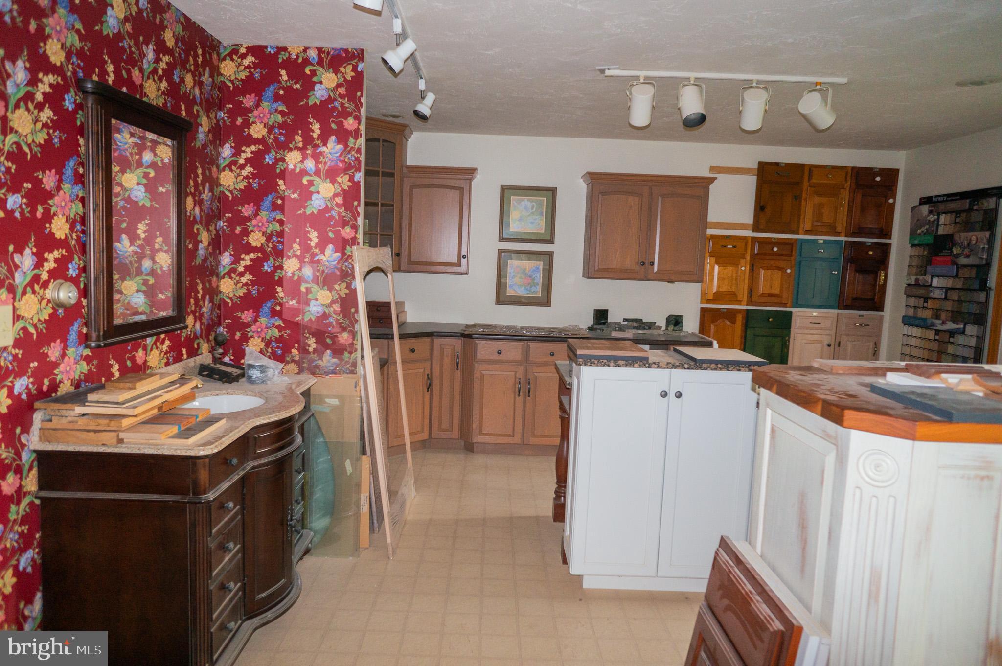 NONE, RURAL - Residential