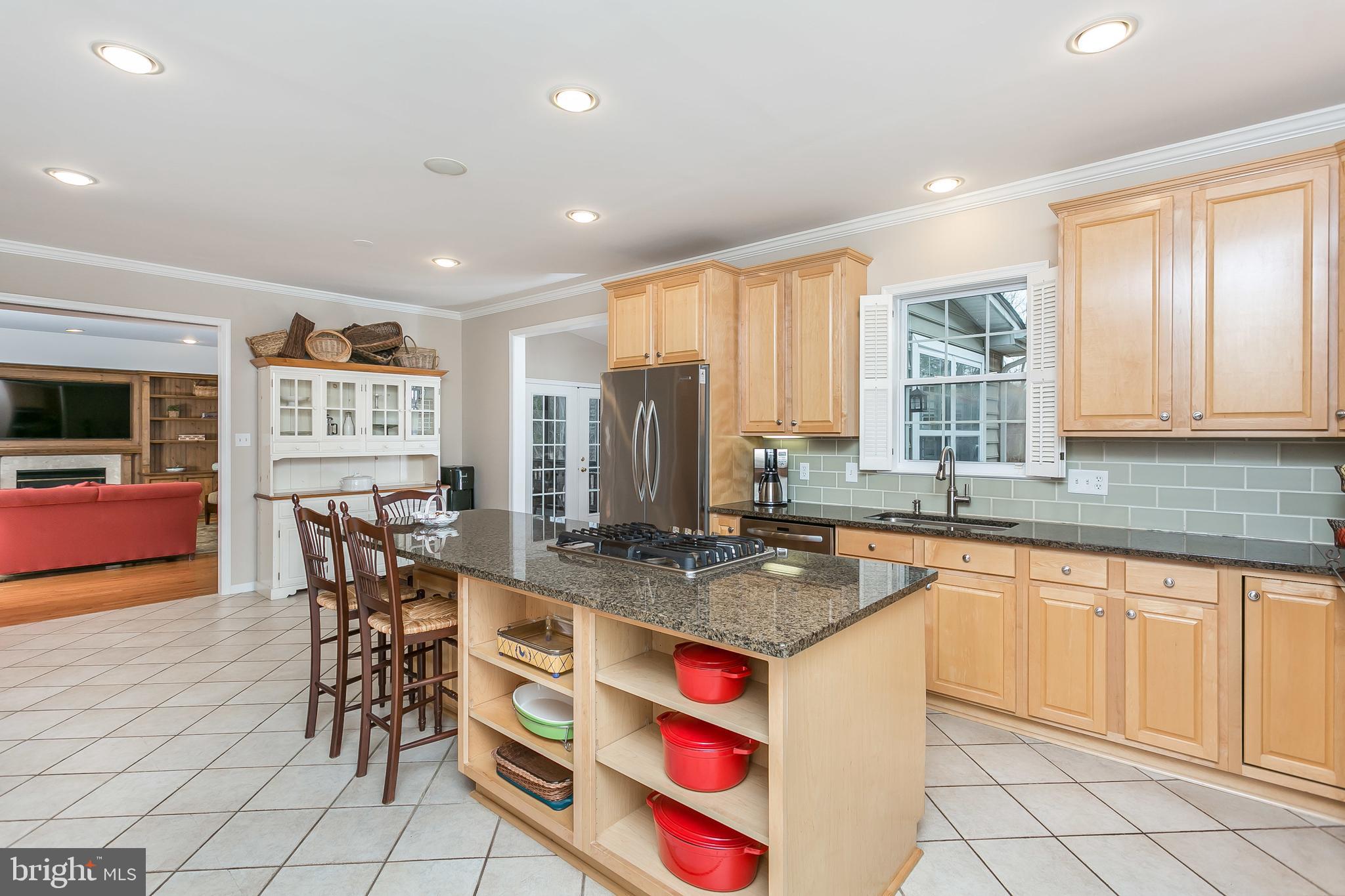 BEAVERBROOK - Residential