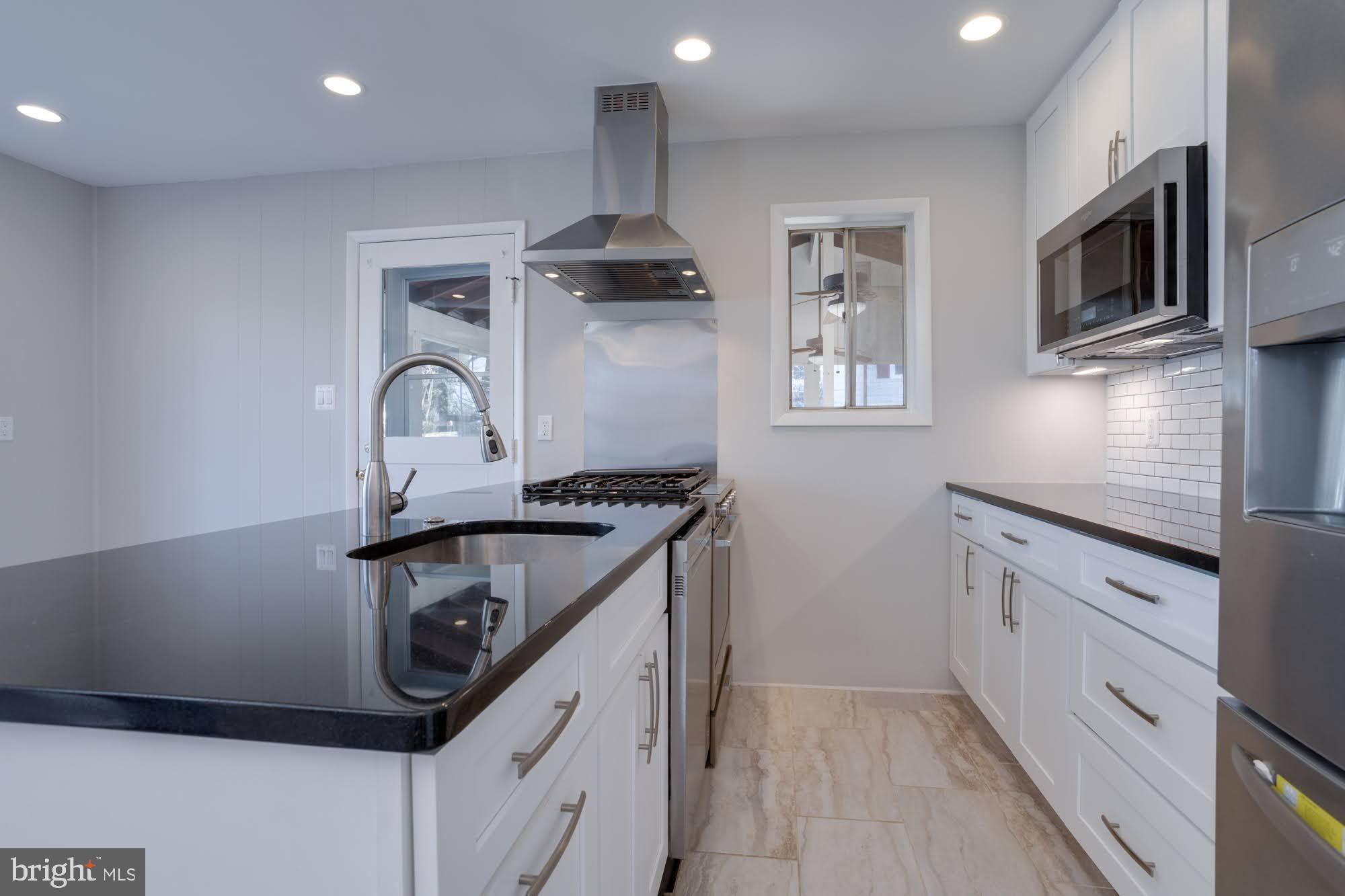 CANTERBURY WOODS - Residential