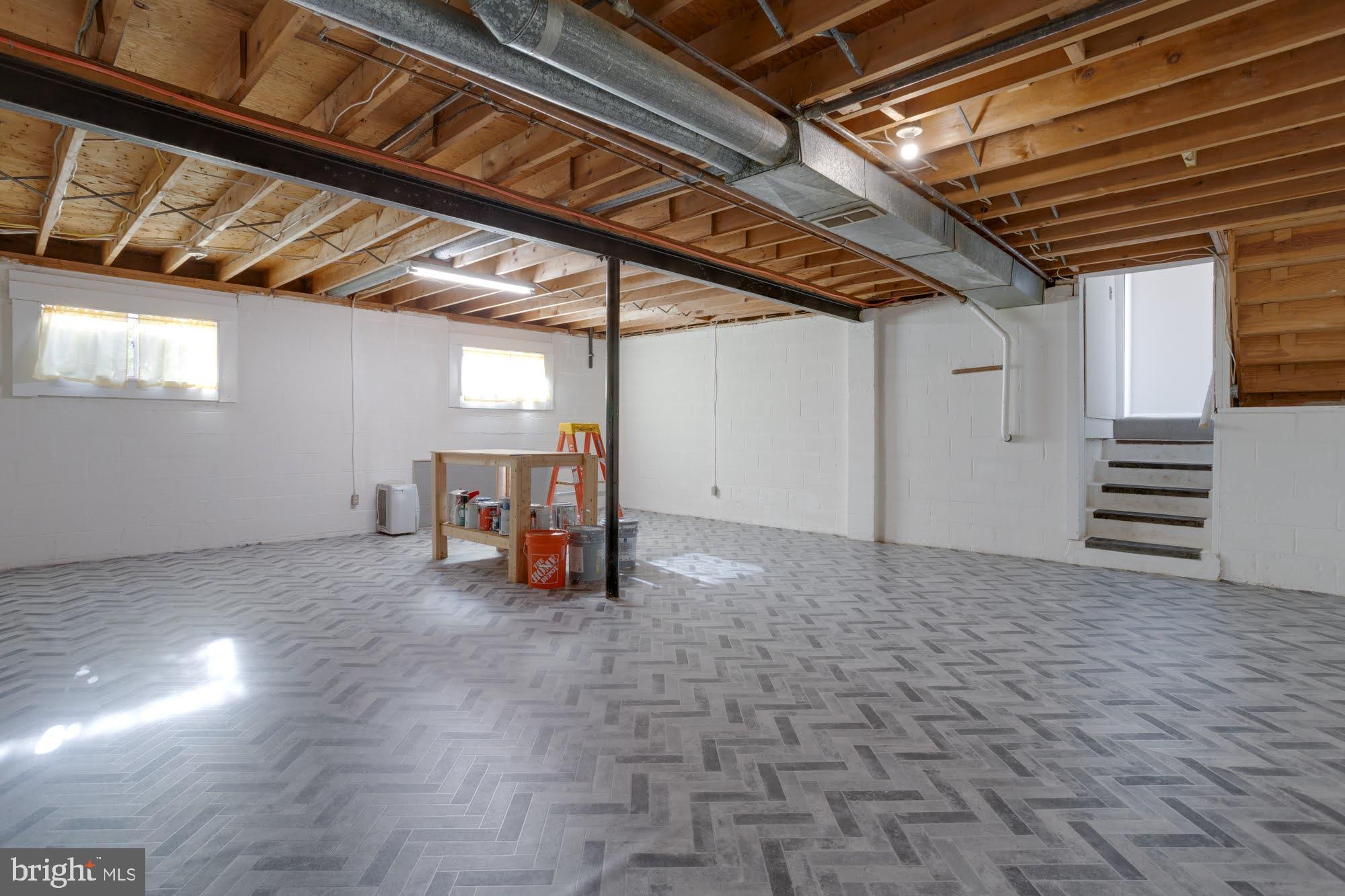 CANTERBURY WOODS - Residential