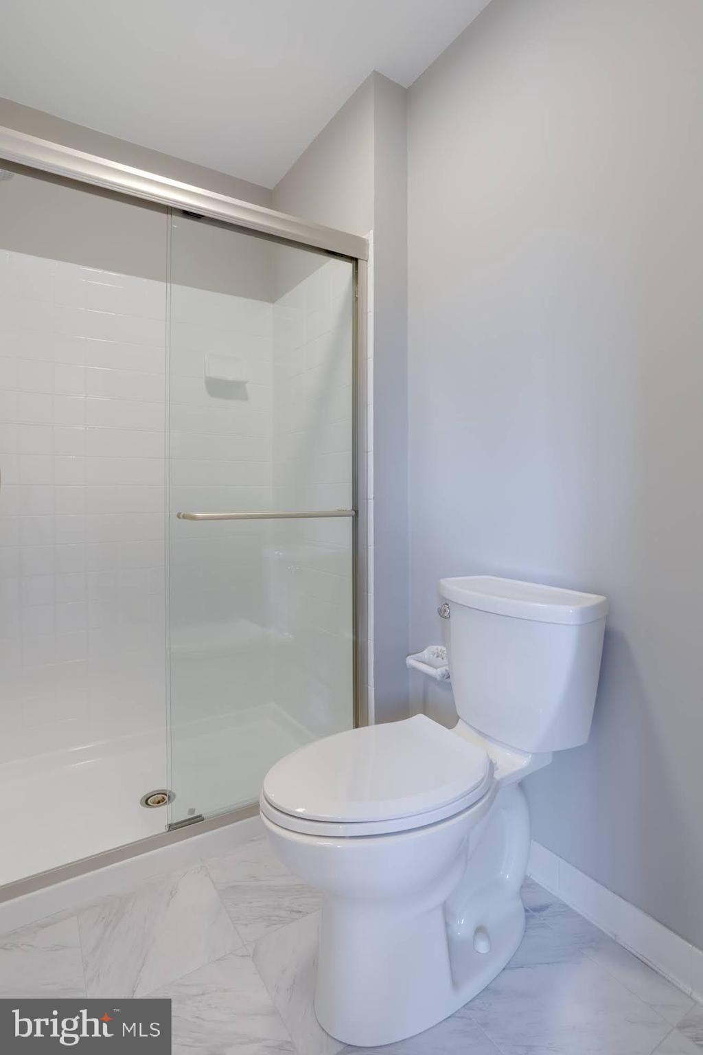 CANTERBURY WOODS - Residential