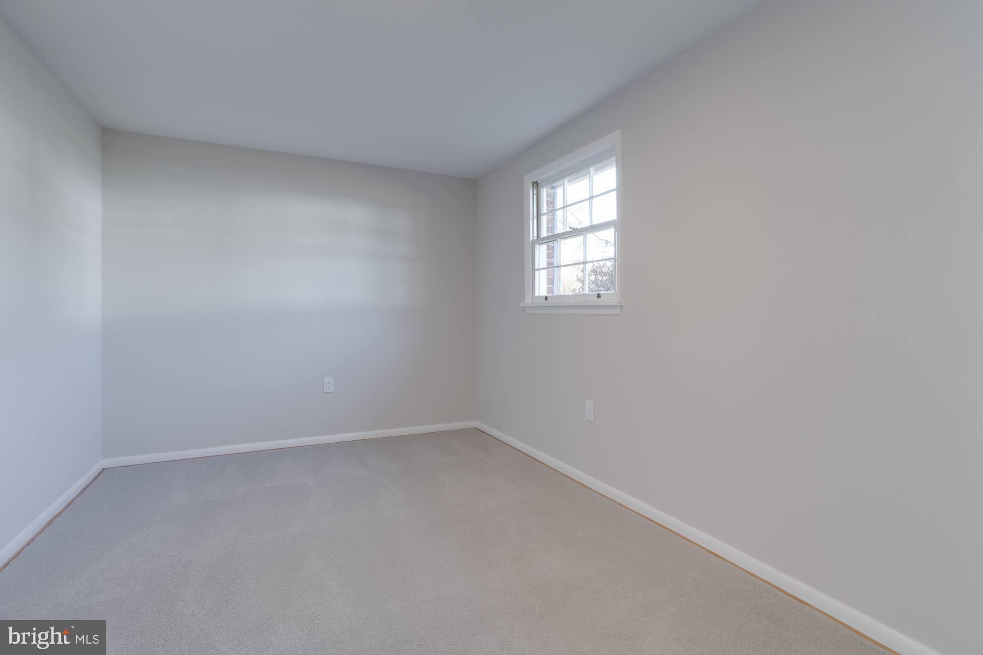 CANTERBURY WOODS - Residential