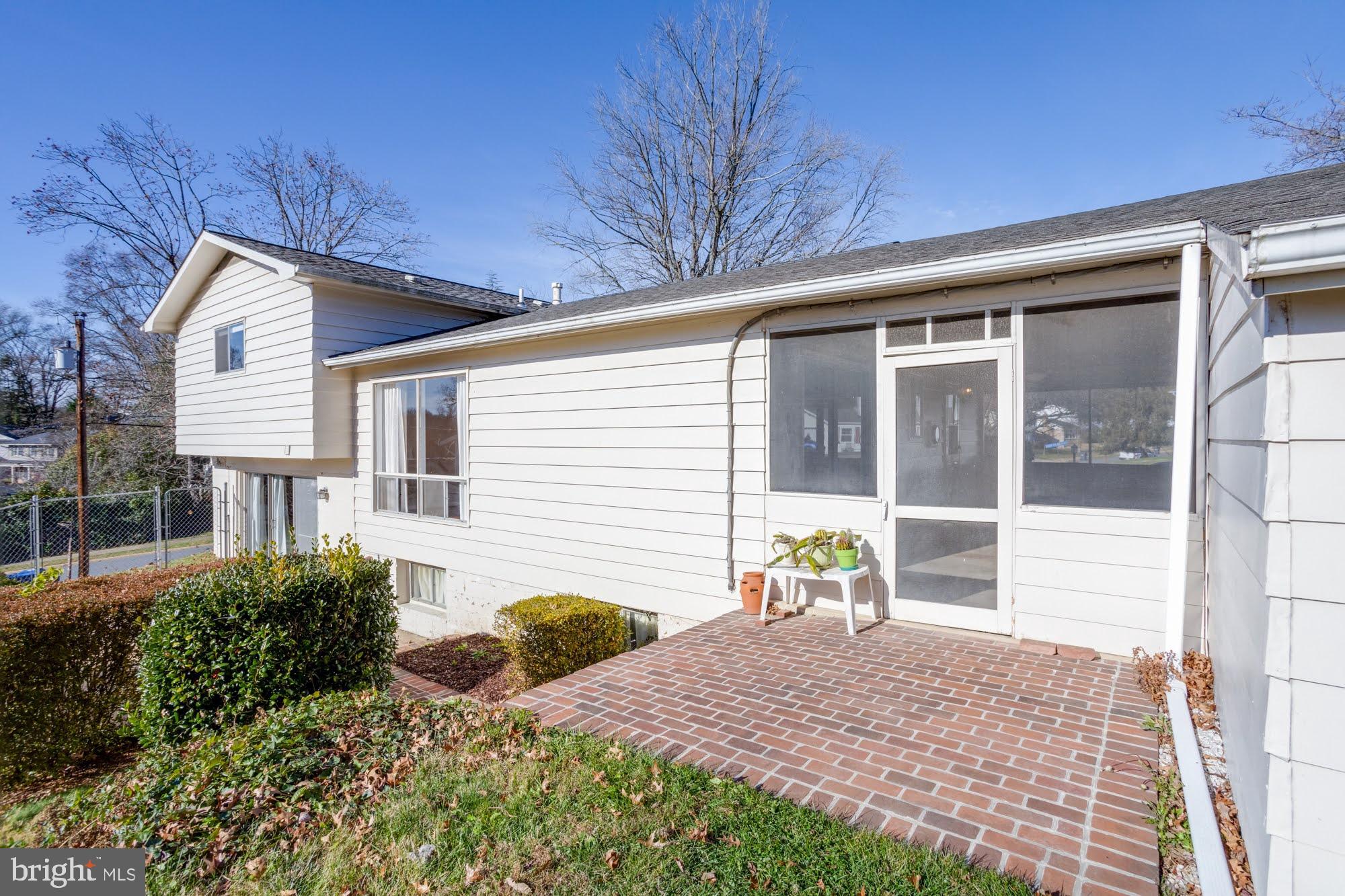 CANTERBURY WOODS - Residential