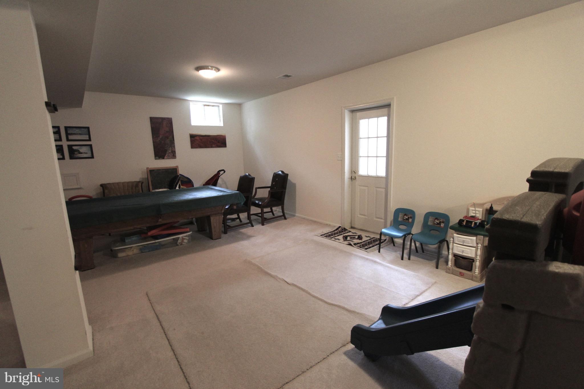 WOLFTRAP VALE - Residential Lease