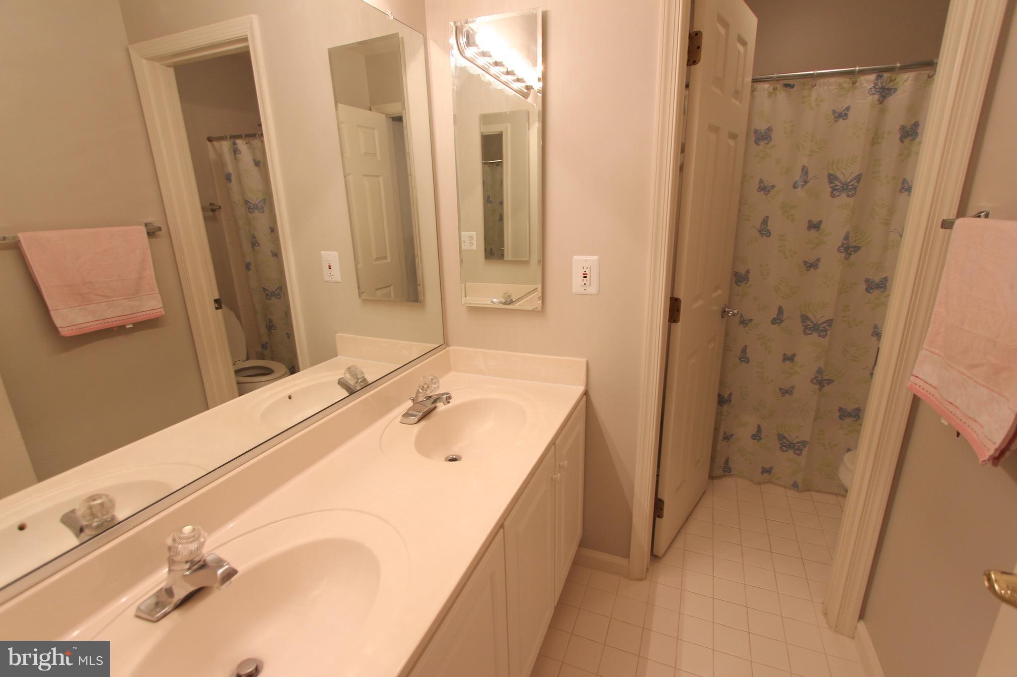 WOLFTRAP VALE - Residential Lease