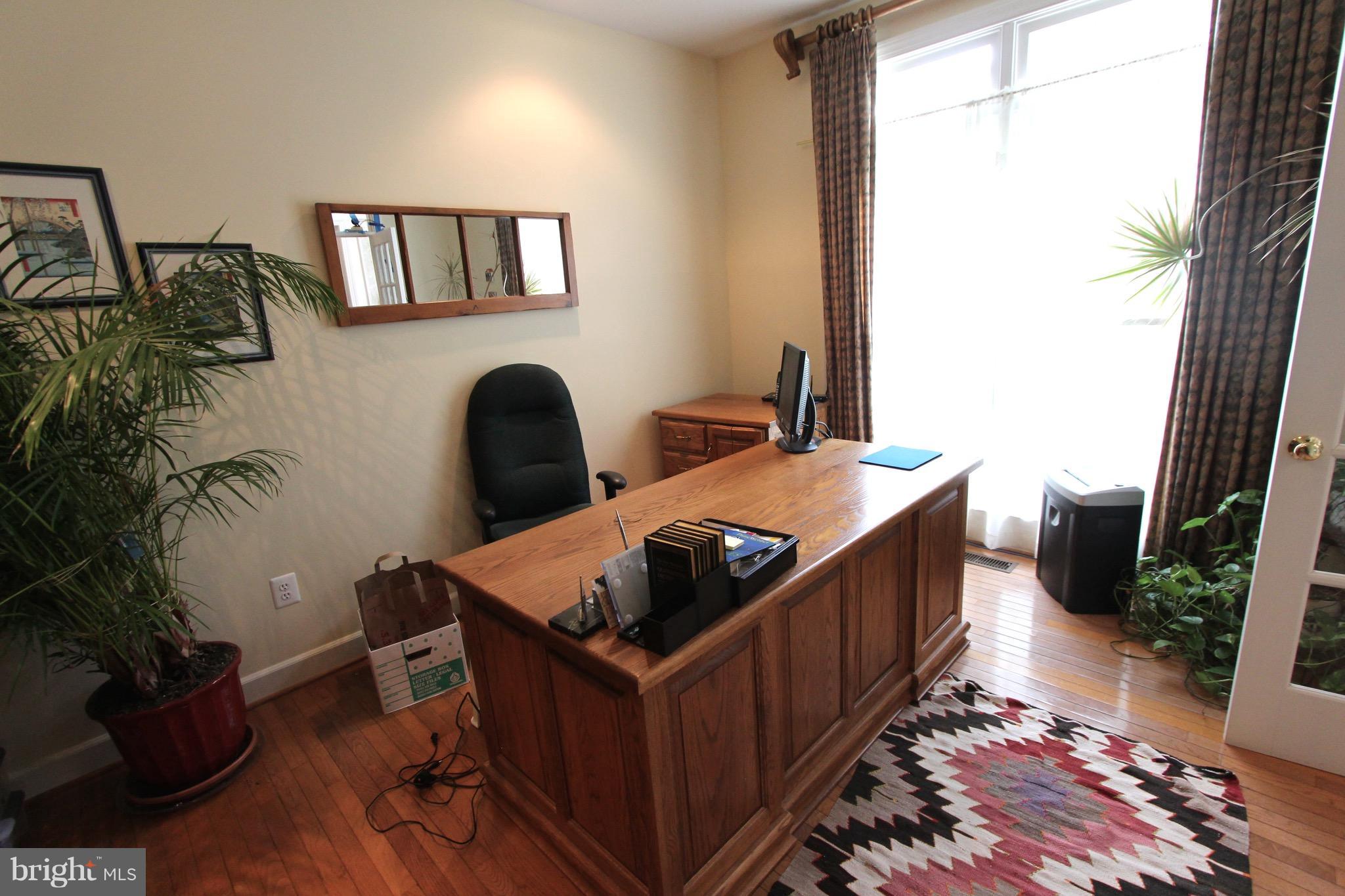 WOLFTRAP VALE - Residential Lease