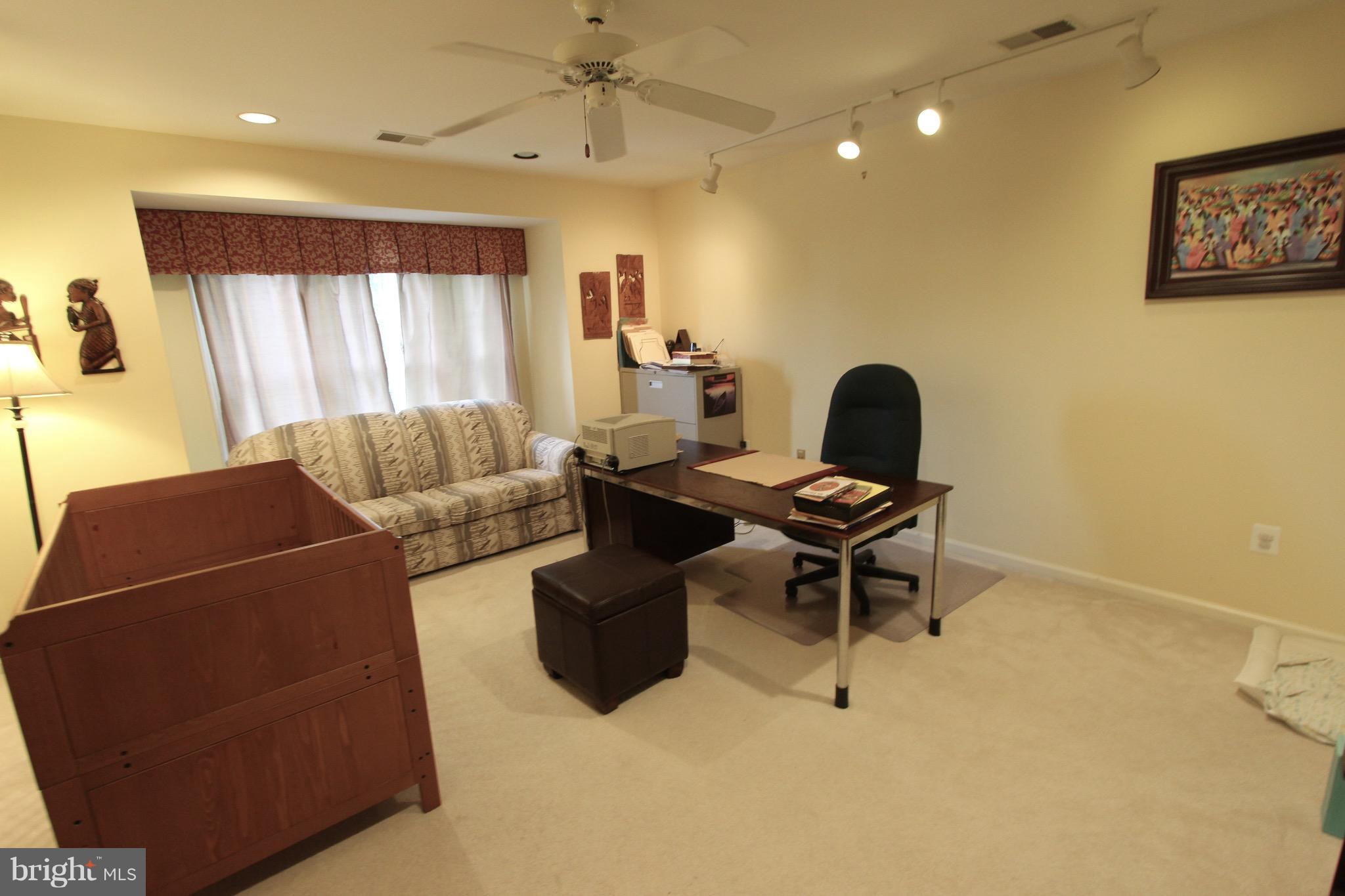 WOLFTRAP VALE - Residential Lease