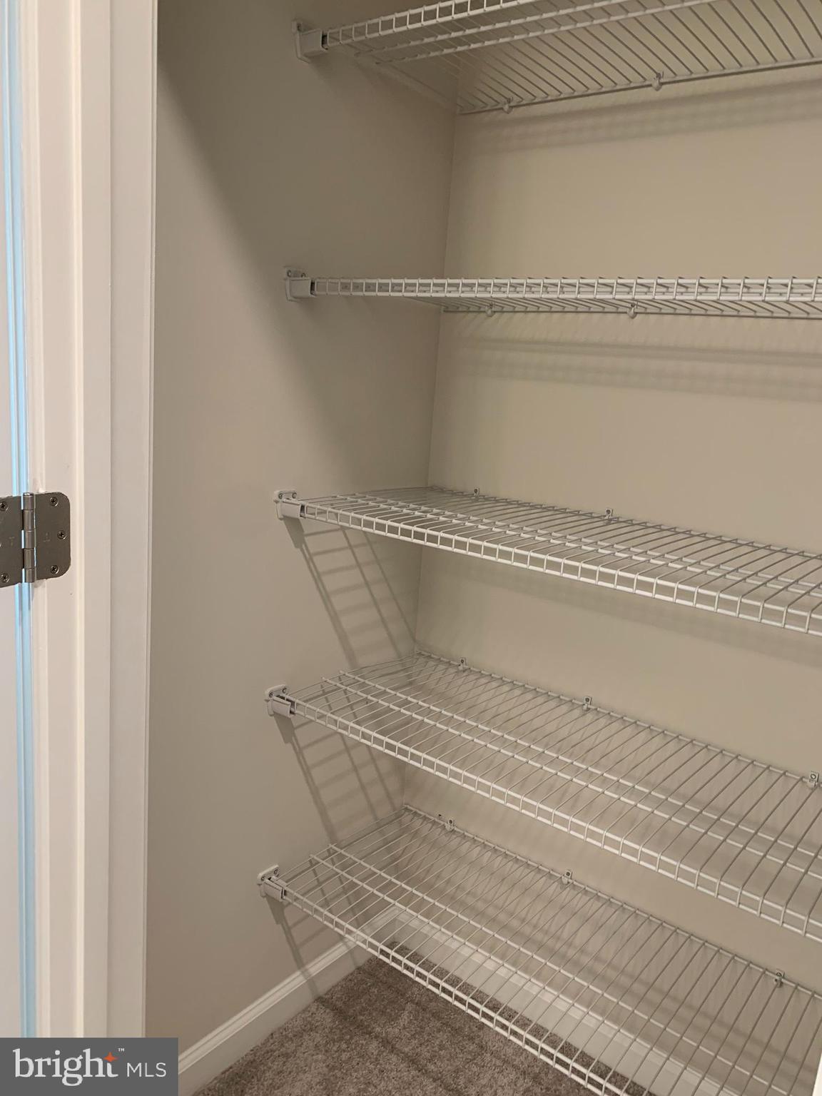 METRO WALK AT MOOREFIELD STATION - Residential Lease