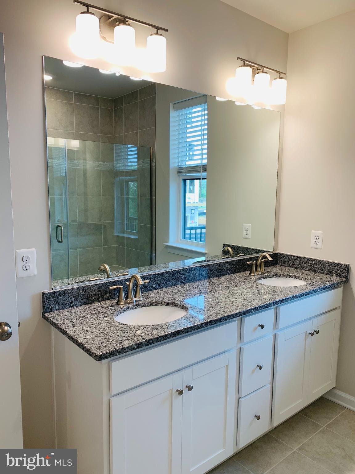 METRO WALK AT MOOREFIELD STATION - Residential Lease