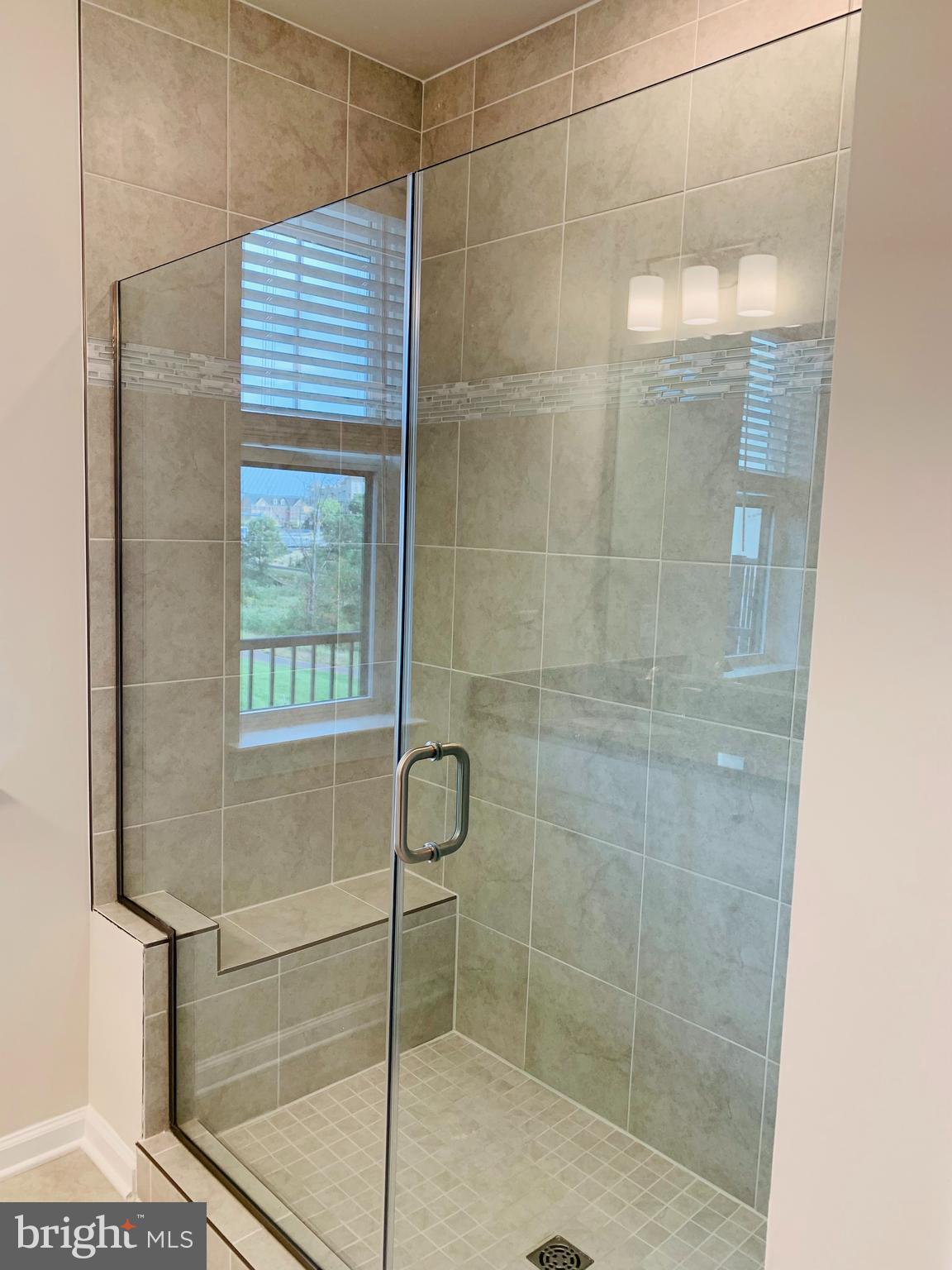 METRO WALK AT MOOREFIELD STATION - Residential Lease