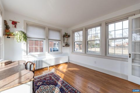 A home in WAYNESBORO