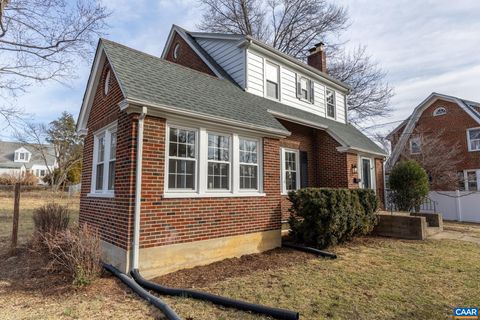 A home in WAYNESBORO