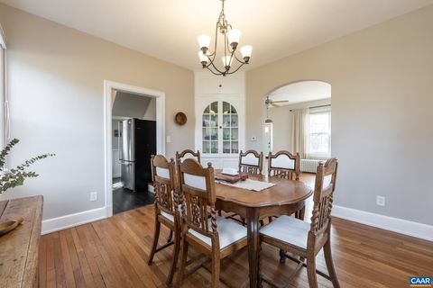 A home in WAYNESBORO