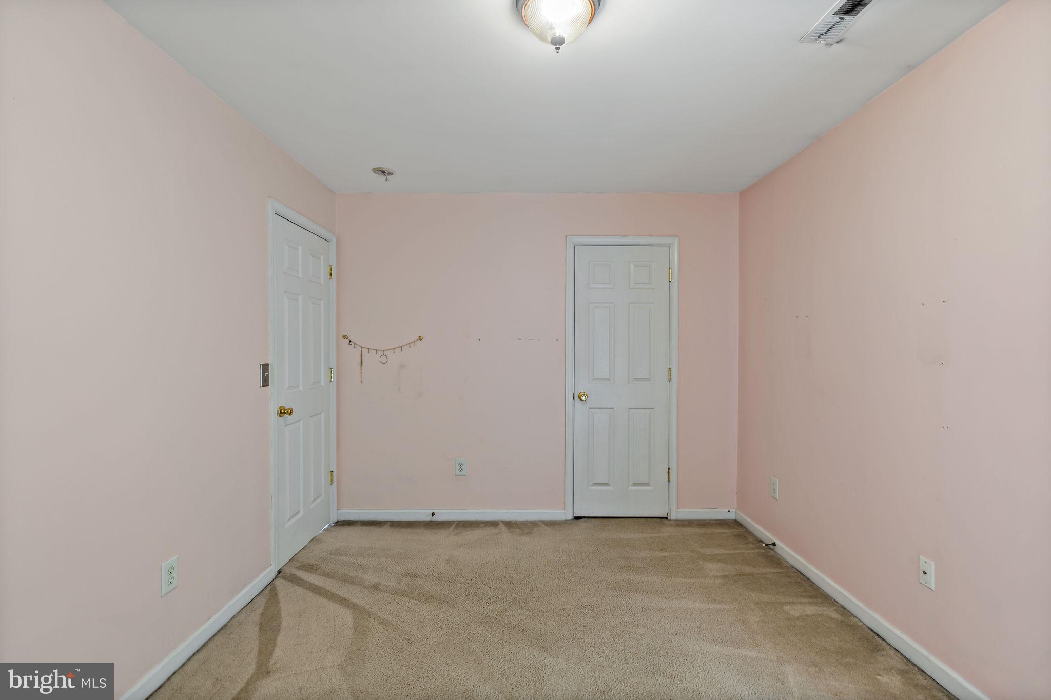 HARLAN RUN - Residential