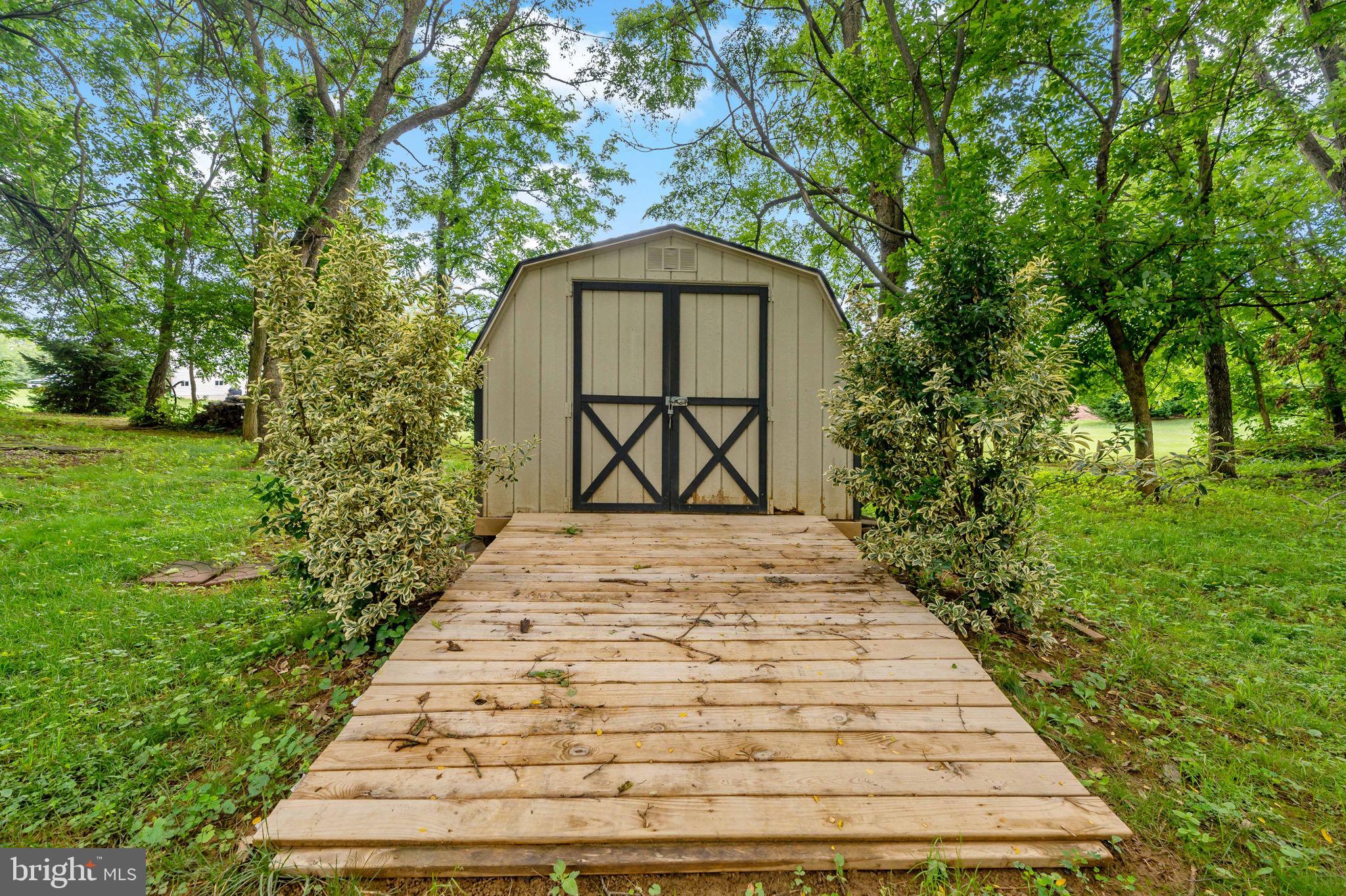 HARLAN RUN - Residential