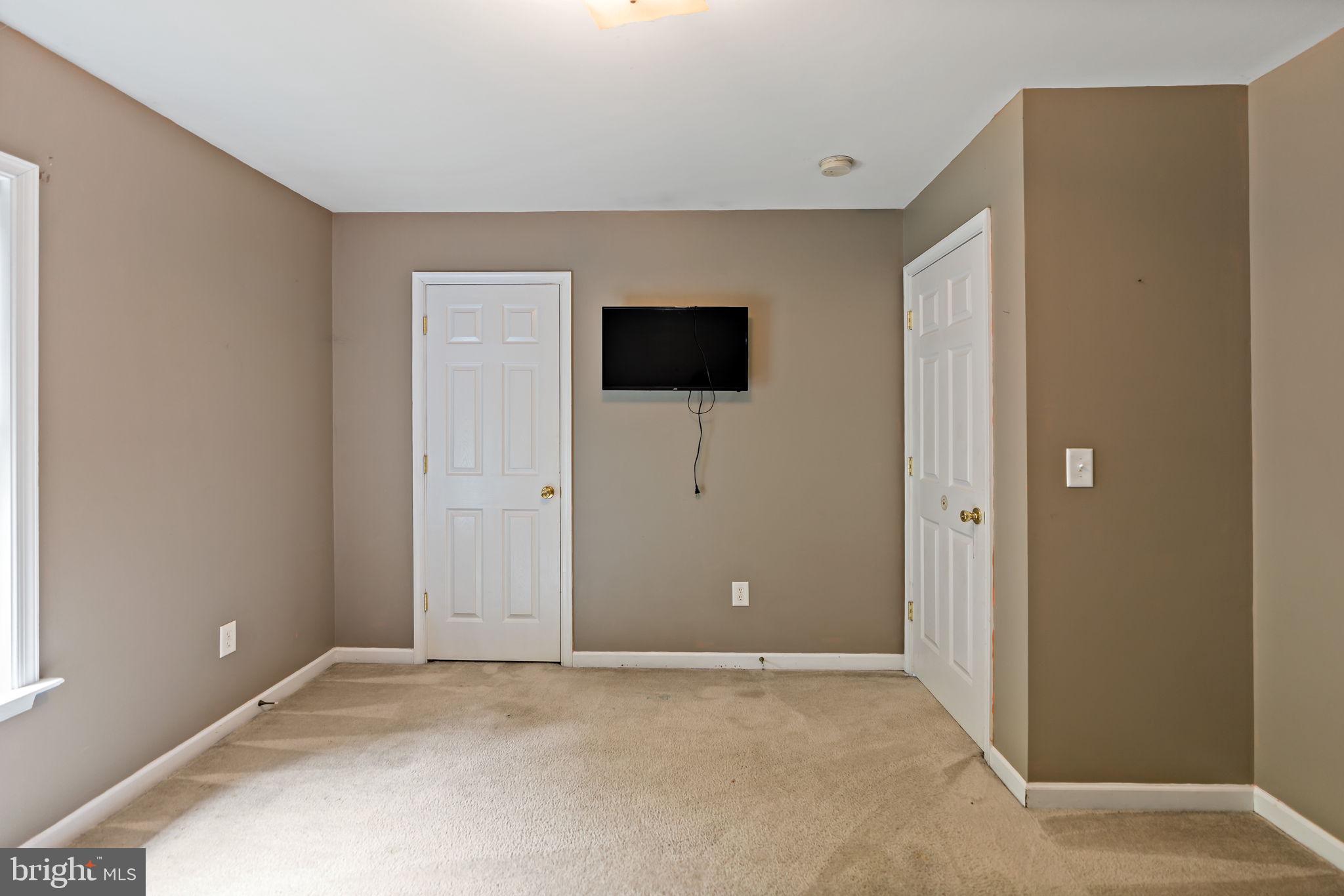 HARLAN RUN - Residential