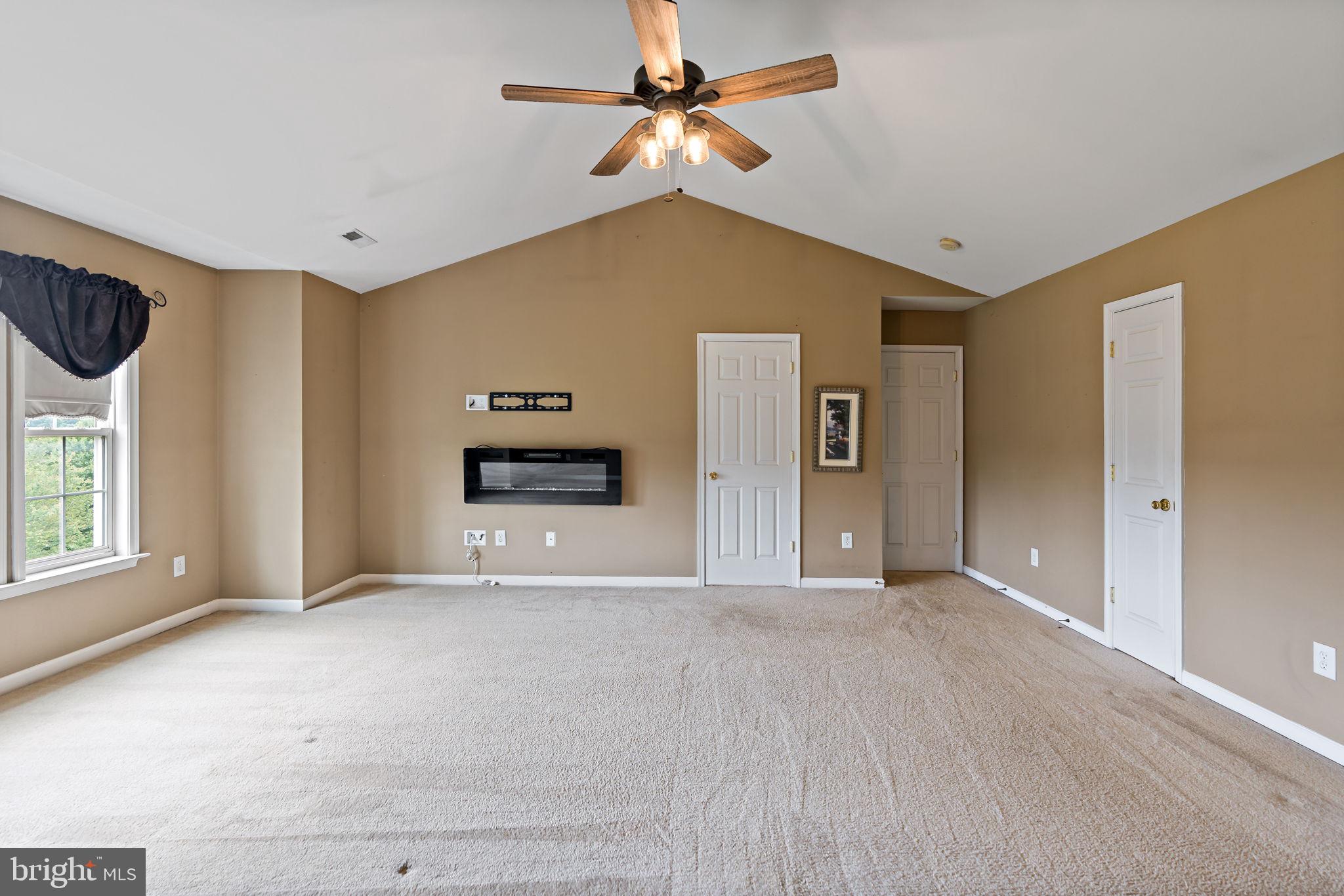 HARLAN RUN - Residential