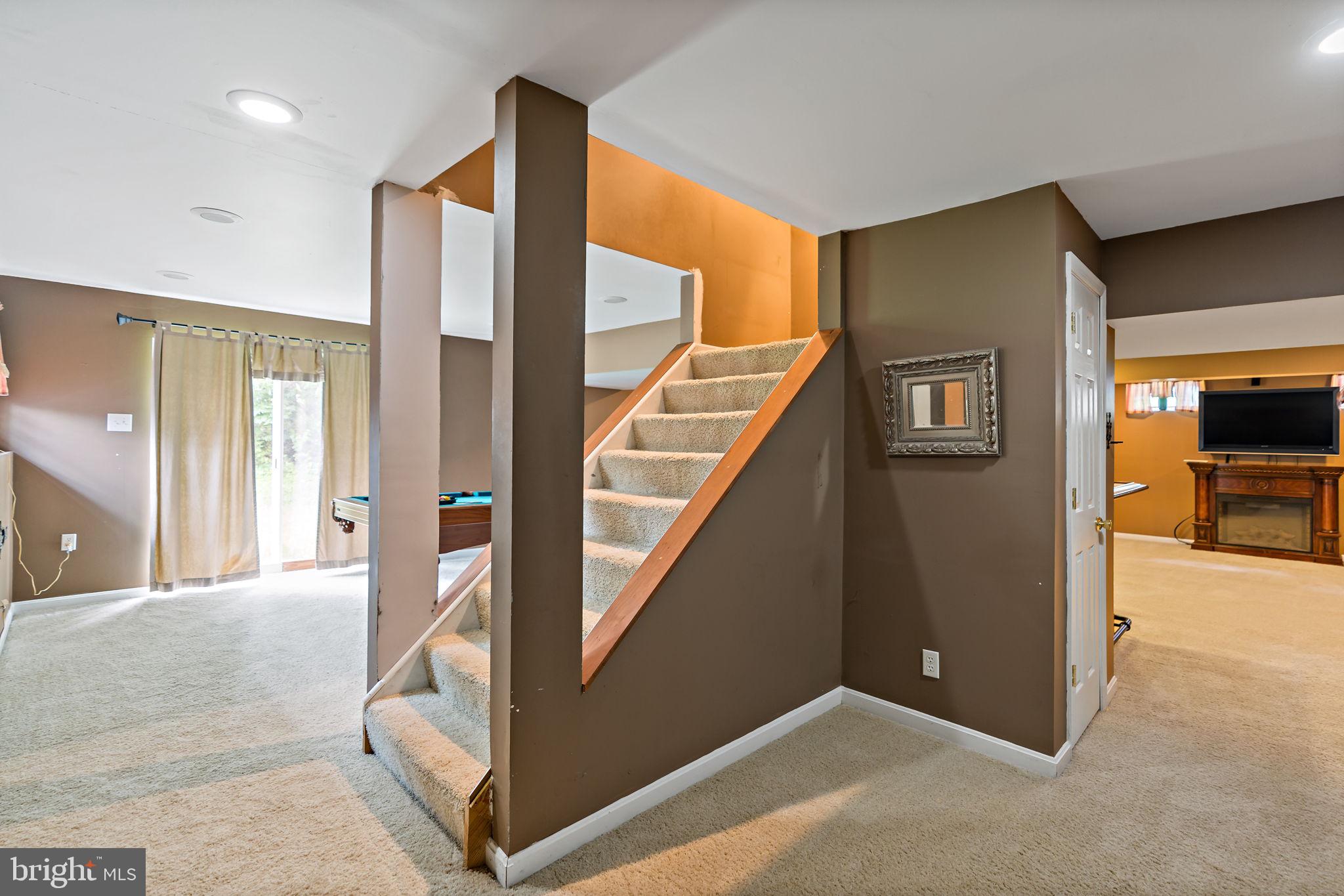 HARLAN RUN - Residential